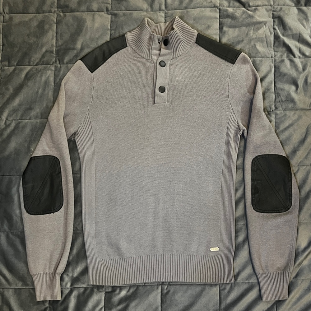 G by Guess Turtleneck Sweater in Gray with Black Details